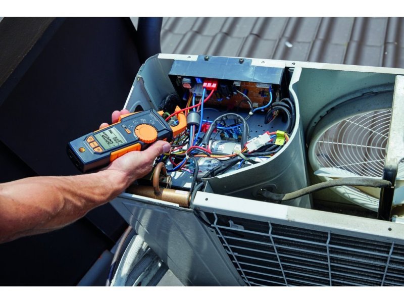 Testo 770-2 - Kliešťový multimeter